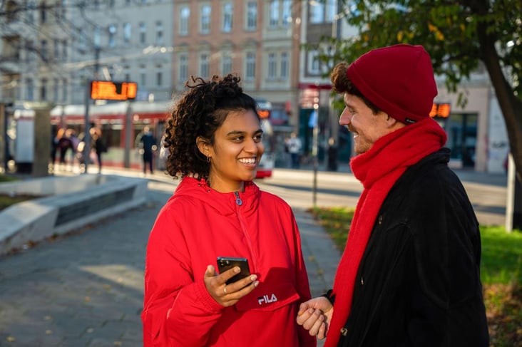 Nouveau mode compagnon : prendre le bus et le train ensemble avec l’application FAIRTIQ